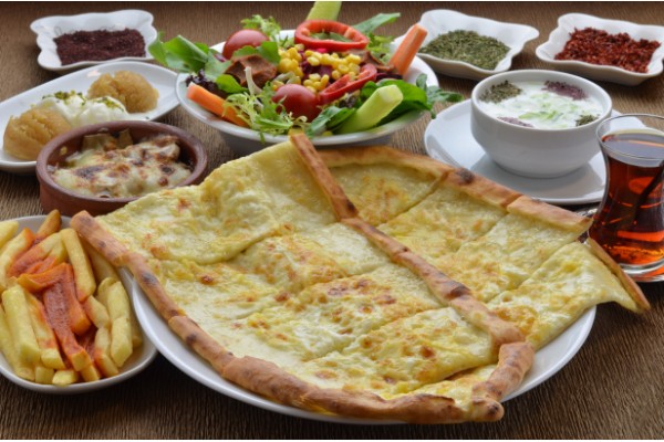 Kaşarlı Pide
